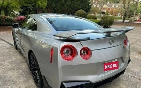 Nissan GT-R, 2024 год, 22 745 000 рублей, 7 фотография