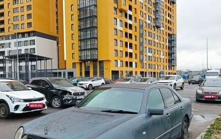 Mercedes-Benz E-Класс, 1997 год, 180 000 рублей, 1 фотография