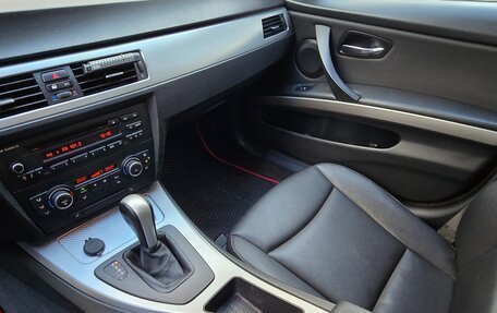 BMW 3 серия, 2007 год, 900 000 рублей, 14 фотография