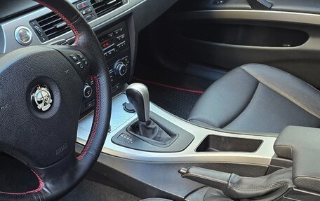 BMW 3 серия, 2007 год, 900 000 рублей, 15 фотография