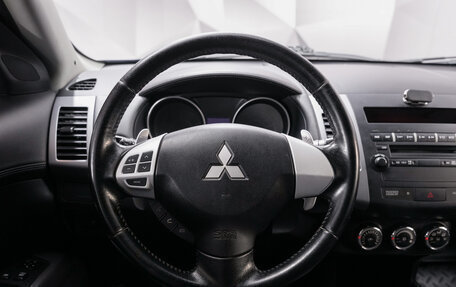 Mitsubishi Outlander III рестайлинг 3, 2012 год, 1 265 000 рублей, 14 фотография