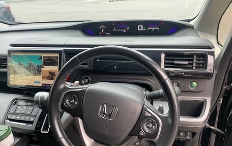 Honda Stepwgn IV, 2017 год, 1 999 999 рублей, 11 фотография