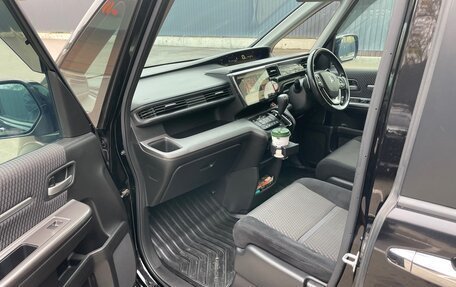 Honda Stepwgn IV, 2017 год, 1 999 999 рублей, 16 фотография