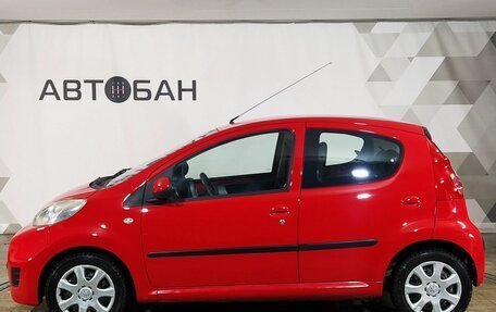Peugeot 107 I рестайлинг, 2010 год, 389 000 рублей, 4 фотография