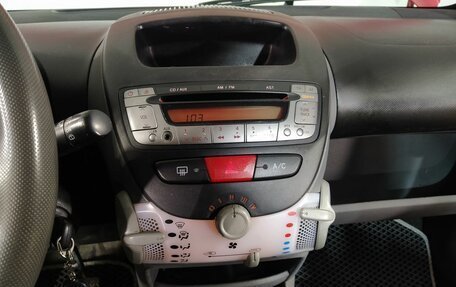 Peugeot 107 I рестайлинг, 2010 год, 389 000 рублей, 9 фотография