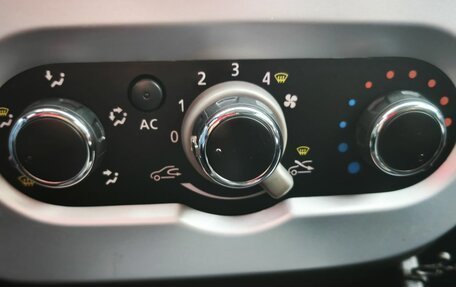 Renault Sandero I, 2011 год, 555 000 рублей, 16 фотография