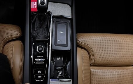 Volvo XC60 II, 2018 год, 4 200 000 рублей, 9 фотография