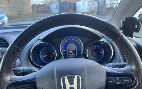 Honda Fit Shuttle I рестайлинг, 2012 год, 857 000 рублей, 11 фотография