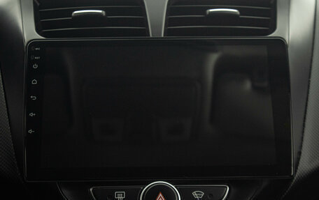 Hyundai Solaris II рестайлинг, 2015 год, 999 000 рублей, 18 фотография