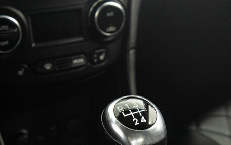 Hyundai Solaris II рестайлинг, 2015 год, 999 000 рублей, 20 фотография