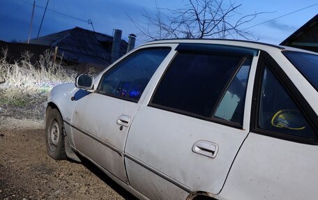 Daewoo Nexia I рестайлинг, 2001 год, 82 000 рублей, 3 фотография