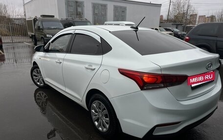 Hyundai Solaris II рестайлинг, 2017 год, 830 000 рублей, 5 фотография