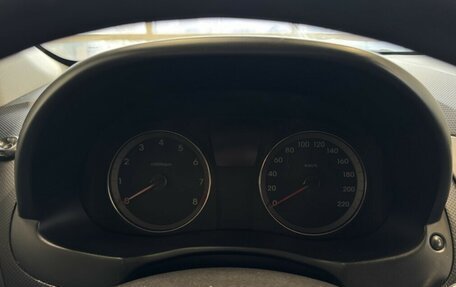 Hyundai Solaris II рестайлинг, 2013 год, 685 000 рублей, 11 фотография