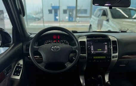 Toyota Land Cruiser Prado 120 рестайлинг, 2005 год, 2 099 900 рублей, 10 фотография