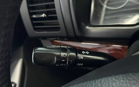 Toyota Land Cruiser Prado 120 рестайлинг, 2005 год, 2 099 900 рублей, 18 фотография