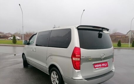 Hyundai Grand Starex Grand Starex I рестайлинг 2, 2009 год, 1 060 000 рублей, 6 фотография