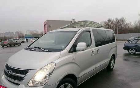 Hyundai Grand Starex Grand Starex I рестайлинг 2, 2009 год, 1 060 000 рублей, 3 фотография
