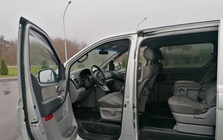 Hyundai Grand Starex Grand Starex I рестайлинг 2, 2009 год, 1 060 000 рублей, 10 фотография