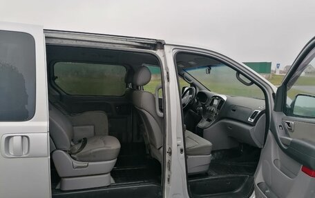 Hyundai Grand Starex Grand Starex I рестайлинг 2, 2009 год, 1 060 000 рублей, 11 фотография