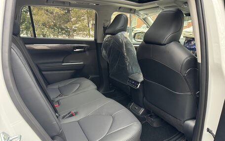 Toyota Highlander, 2025 год, 5 550 000 рублей, 10 фотография