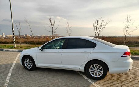 Volkswagen Passat B8 рестайлинг, 2015 год, 1 370 000 рублей, 7 фотография