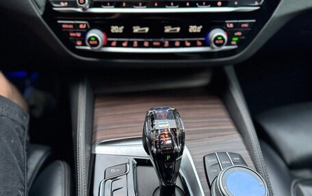 BMW 5 серия, 2019 год, 3 950 000 рублей, 18 фотография