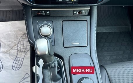 Lexus ES VII, 2017 год, 3 990 000 рублей, 18 фотография