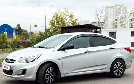 Hyundai Solaris II рестайлинг, 2013 год, 818 000 рублей, 3 фотография
