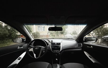 Hyundai Solaris II рестайлинг, 2013 год, 818 000 рублей, 8 фотография