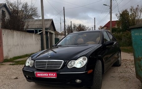 Mercedes-Benz C-Класс, 2002 год, 700 000 рублей, 1 фотография