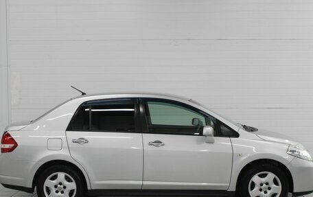 Nissan Tiida, 2010 год, 800 000 рублей, 5 фотография