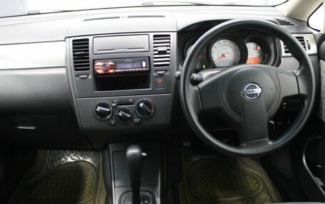 Nissan Tiida, 2010 год, 800 000 рублей, 15 фотография