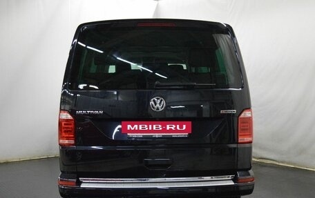 Volkswagen Multivan T6 рестайлинг, 2018 год, 3 489 000 рублей, 5 фотография