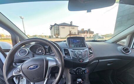 Ford Fiesta, 2016 год, 670 000 рублей, 8 фотография