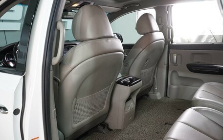 KIA Carnival III, 2016 год, 2 449 000 рублей, 13 фотография