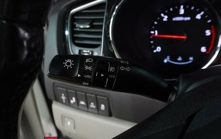 KIA Carnival III, 2016 год, 2 449 000 рублей, 27 фотография