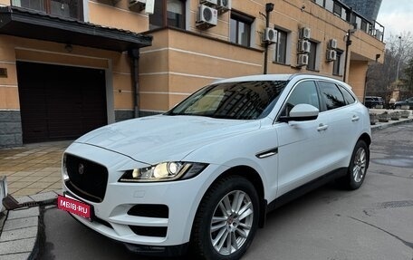 Jaguar F-Pace, 2018 год, 3 300 000 рублей, 2 фотография