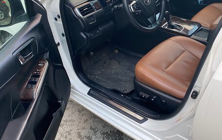 Toyota Camry, 2016 год, 1 800 000 рублей, 8 фотография