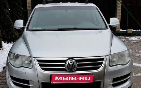 Volkswagen Touareg III, 2007 год, 850 000 рублей, 1 фотография