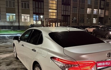 Toyota Camry, 2020 год, 3 099 000 рублей, 5 фотография