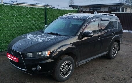 Mitsubishi Outlander III рестайлинг 3, 2010 год, 950 000 рублей, 16 фотография