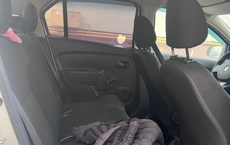 Renault Logan II, 2017 год, 540 000 рублей, 9 фотография