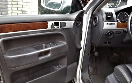 Volkswagen Touareg III, 2007 год, 850 000 рублей, 19 фотография