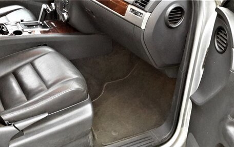 Volkswagen Touareg III, 2007 год, 850 000 рублей, 24 фотография