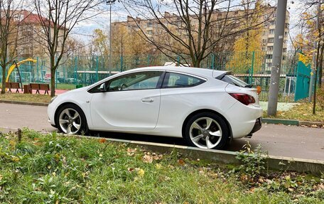Opel Astra J, 2013 год, 1 390 000 рублей, 3 фотография