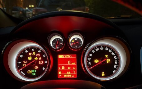 Opel Astra J, 2013 год, 1 390 000 рублей, 10 фотография