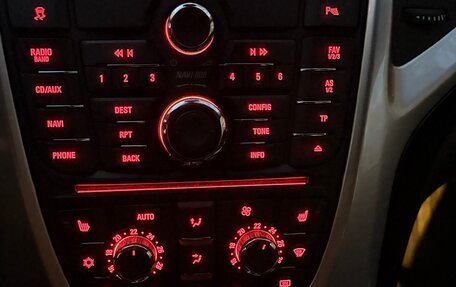 Opel Astra J, 2013 год, 1 390 000 рублей, 11 фотография