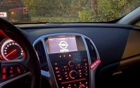 Opel Astra J, 2013 год, 1 390 000 рублей, 9 фотография