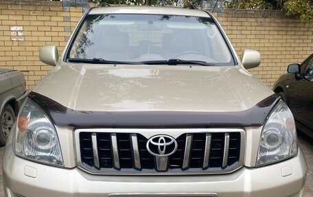 Toyota Land Cruiser Prado 120 рестайлинг, 2008 год, 1 980 000 рублей, 11 фотография