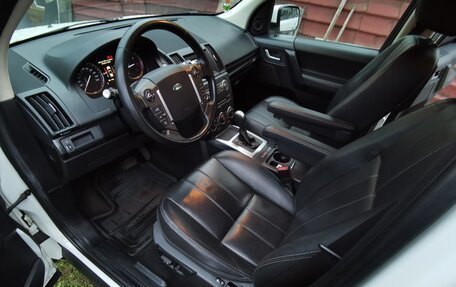 Land Rover Freelander II рестайлинг 2, 2014 год, 1 980 000 рублей, 11 фотография